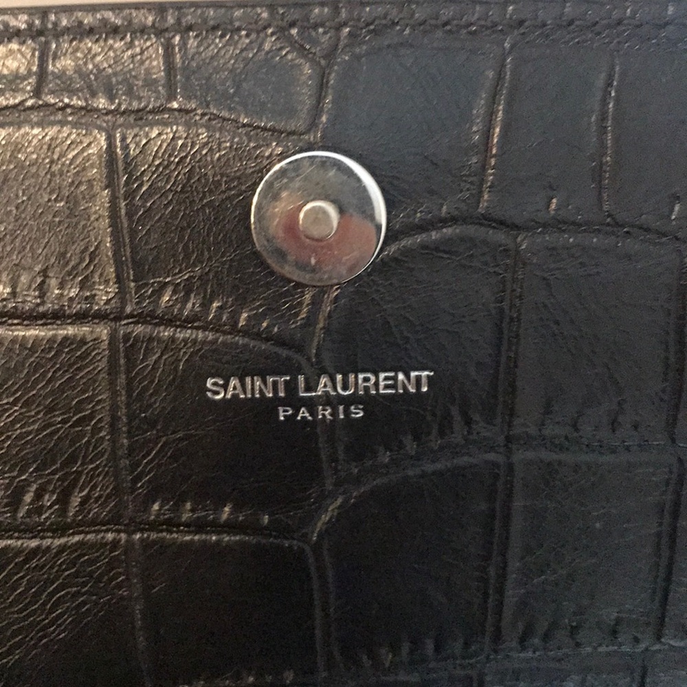 Authentic YSL crocodile embossed black clutch bag - Picture 5 of 8